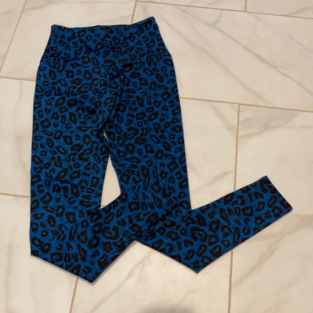 Onzie leggings